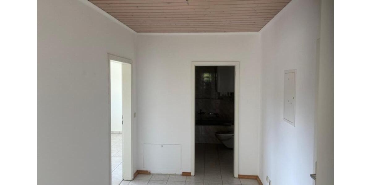 Etagenwohnung Triptis - 2 Zimmer, 56 m&sup2;, 390&euro; | Angebot:24506736