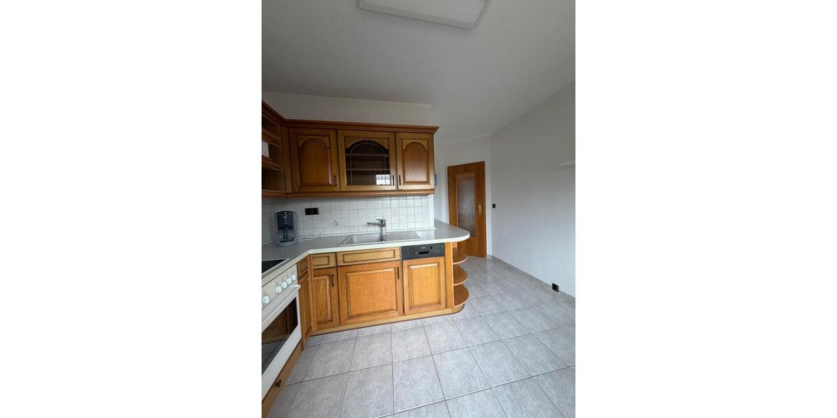 Etagenwohnung Weida - 4 Zimmer, 83 m&sup2;, 79.900&euro; | Angebot:26942154