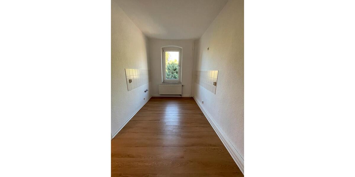 Etagenwohnung Gera Alt-Bieblach - 2 Zimmer, 68 m&sup2;, 399&euro; | Angebot:26544348