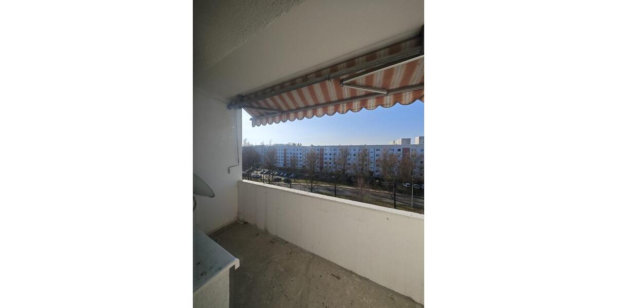 Etagenwohnung Gera Lusan - 2 Zimmer, 55 m&sup2;, 290&euro; | Angebot:25754695