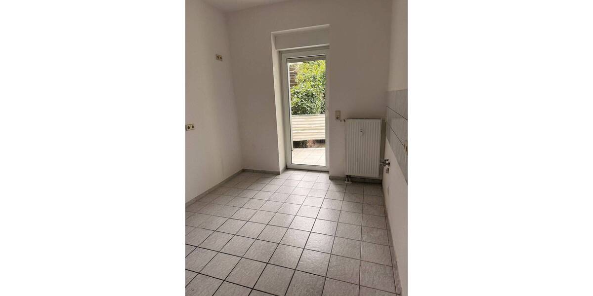 Etagenwohnung Altenburg Südost - 2 Zimmer, 47 m&sup2;, 320&euro; | Angebot:26290117