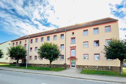 Wohnung Ronneburg - 3 Zimmer, 65 m&sup2;, 365&euro; | Angebot:26476634