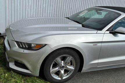 Ford Mustang 108.000 km 22.150 € Zwickau 08058