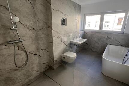Zweitbezug nach Neubau! Tolle 4-Raum EG-Wohnung im mit großem Balkon, Aufzug, in ruhiger Lage von Gera! - Wohnung Gera Pforten | Angebot:27459580