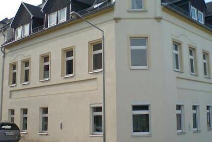 Helle 2-Raum-Wohnung mit Tageslichtbad in zentraler Lage von Meerane! zimmer