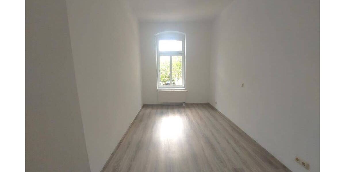 Etagenwohnung Gera Innenstadt - 2 Zimmer, 47 m&sup2;, 310&euro; | Angebot:26858646