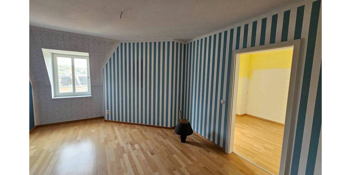 Etagenwohnung Crimmitschau - 5 Zimmer, 248 m&sup2;, 446.400&euro; | Angebot:25958956
