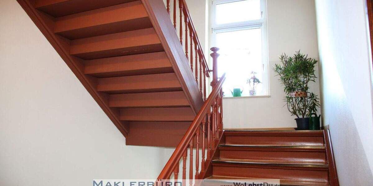 Etagenwohnung Greiz Irchwitz - 3 Zimmer, 77 m&sup2;, 347&euro; | Angebot:20953174