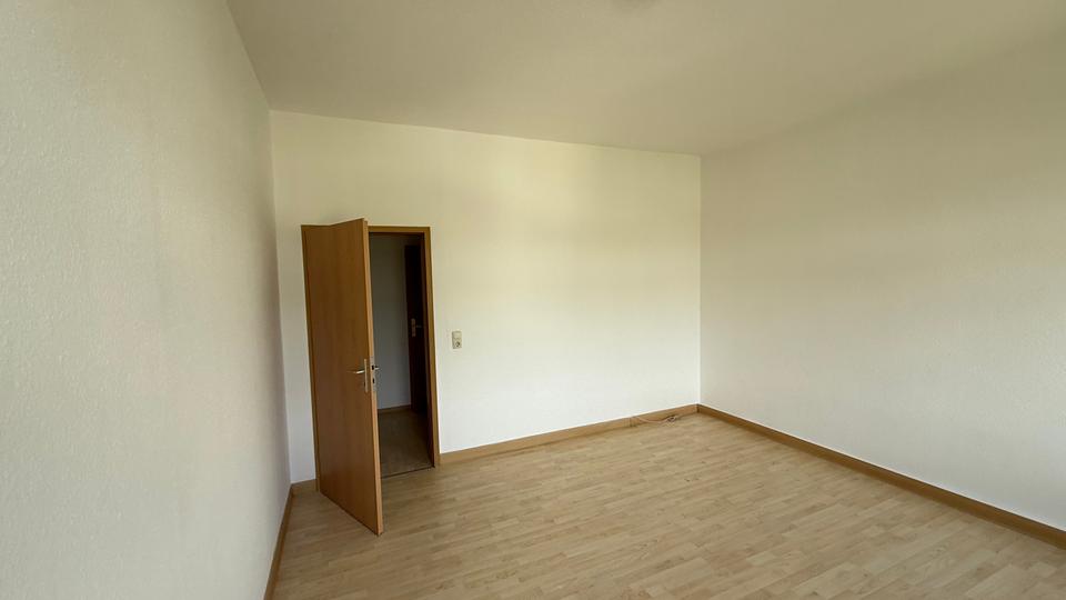 Etagenwohnung Greiz - 2 Zimmer, 44 m&sup2;, 230&euro; | Angebot:26462525