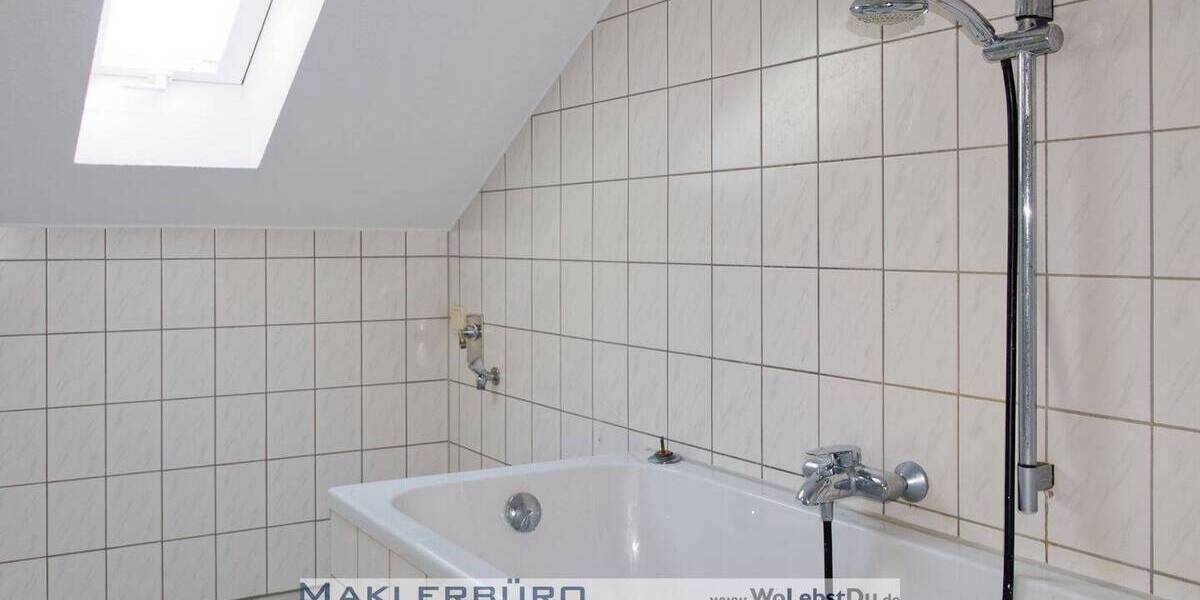 Etagenwohnung Greiz Irchwitz - 3 Zimmer, 91 m&sup2;, 495&euro; | Angebot:24790082