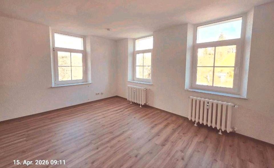 Etagenwohnung Greiz - 3 Zimmer, 59 m&sup2;, 355&euro; | Angebot:26262177