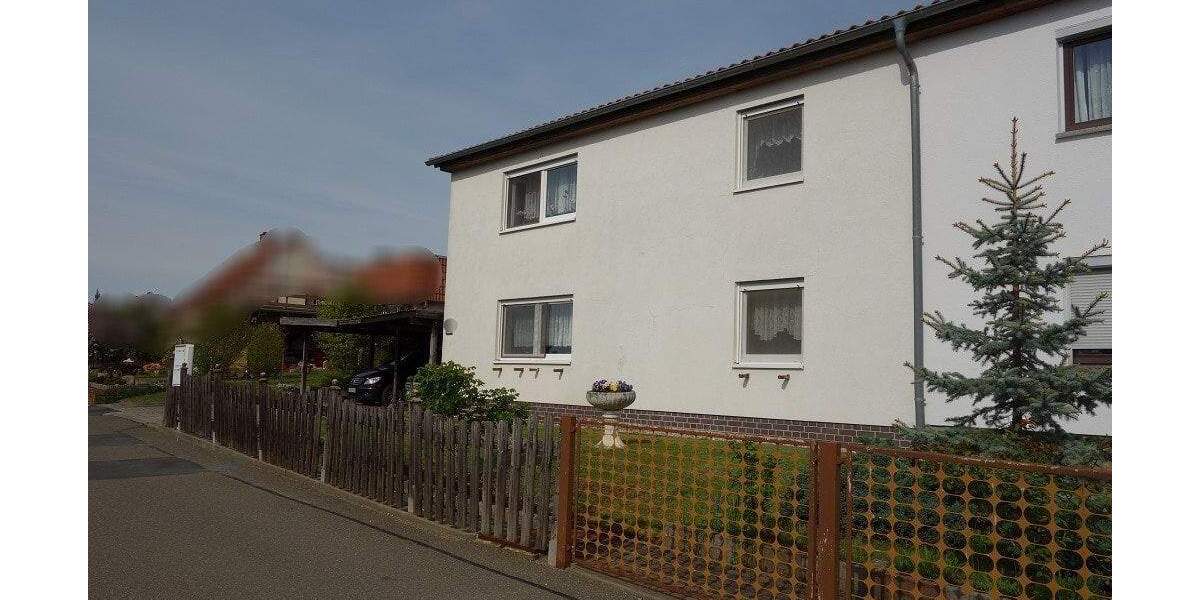 Doppelhaushälfte Werdau - 6 Zimmer, 210 m&sup2;, 260.000&euro; | Angebot:25037909