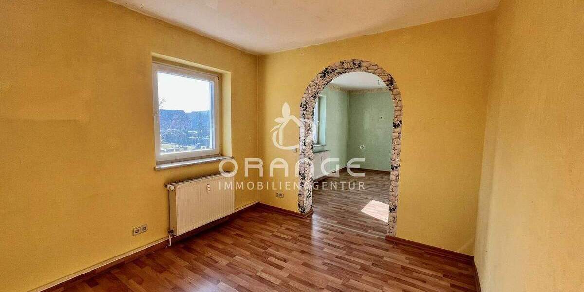 Etagenwohnung Tröglitz Tröglitz - 4 Zimmer, 82 m&sup2;, 95.000&euro; | Angebot:25770517