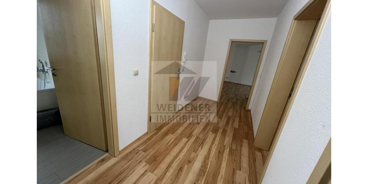 Moderne 3 Raum-Wohnung mit stylischem Bad mit Fenster, Dusche und Wanne. 3 zimmer