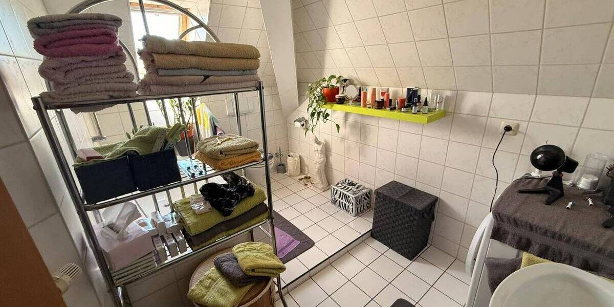 Etagenwohnung Gera Innenstadt - 1 Zimmer, 65.000&euro; | Angebot:26273497