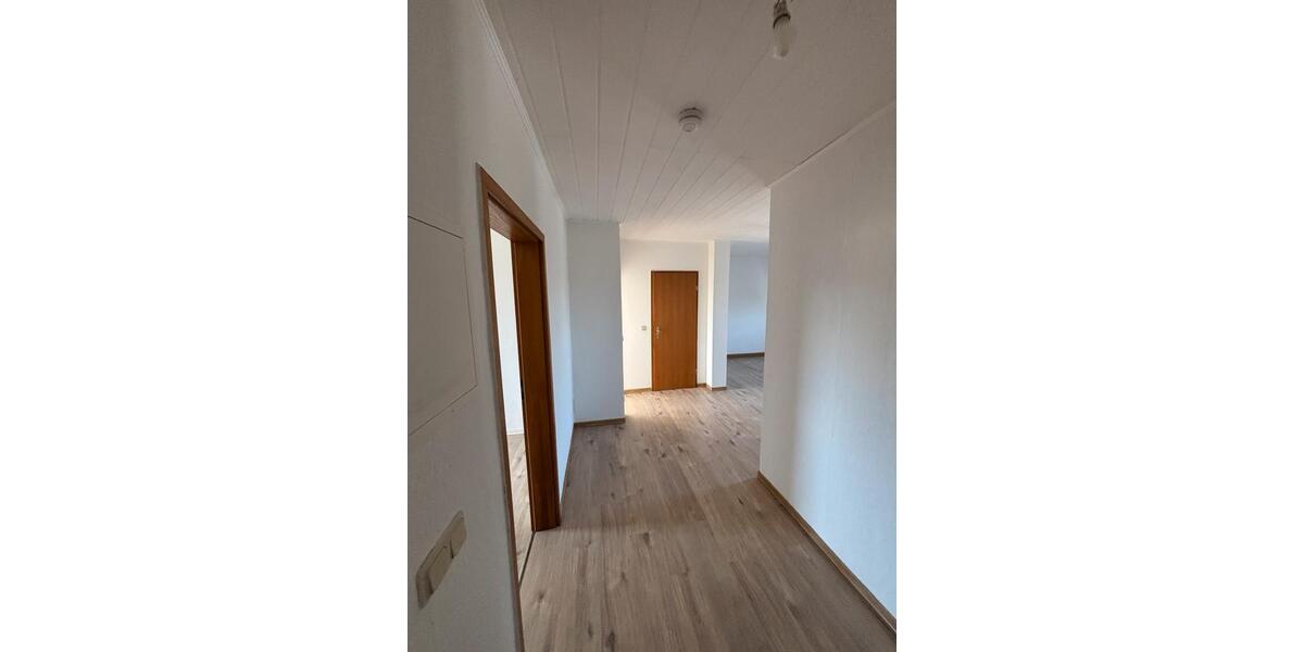 Dachgeschoßwohnung Gera Alt-Taubenpreskeln - 1.5 Zimmer, 47 m&sup2;, 290&euro; | Angebot:26041706