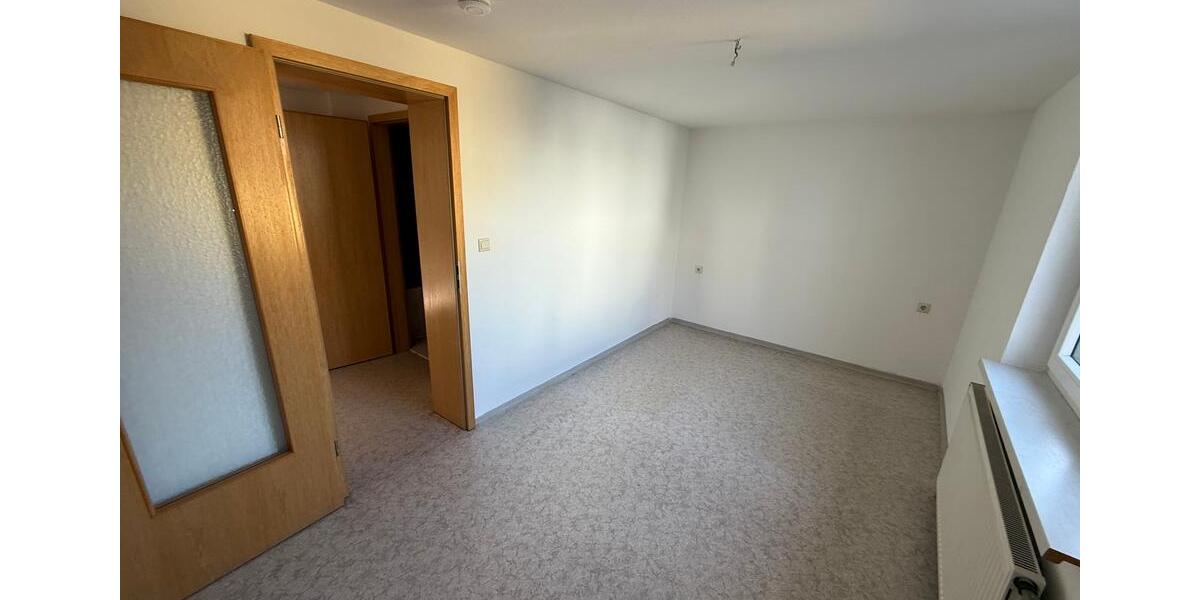 Etagenwohnung Auma-Weidatal Weidatal - 3 Zimmer, 64 m&sup2;, 345&euro; | Angebot:25138394