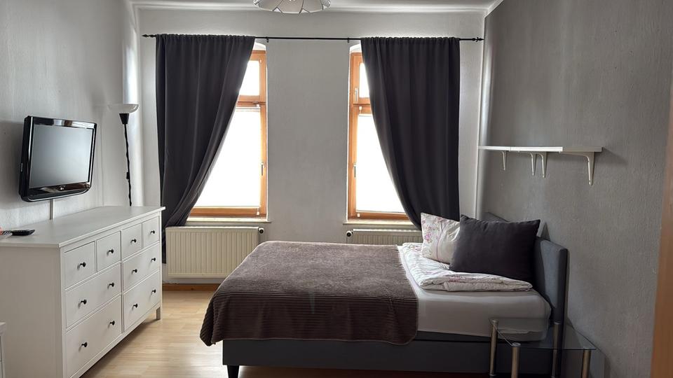 Etagenwohnung Gera Alt-Taubenpreskeln - 4 Zimmer, 70 m&sup2;, 80&euro; | Angebot:25886935