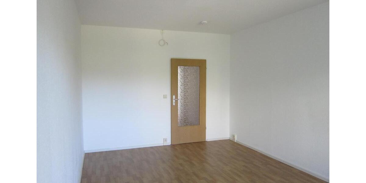 Etagenwohnung Crimmitschau - 4 Zimmer, 87 m&sup2;, 520&euro; | Angebot:19635396