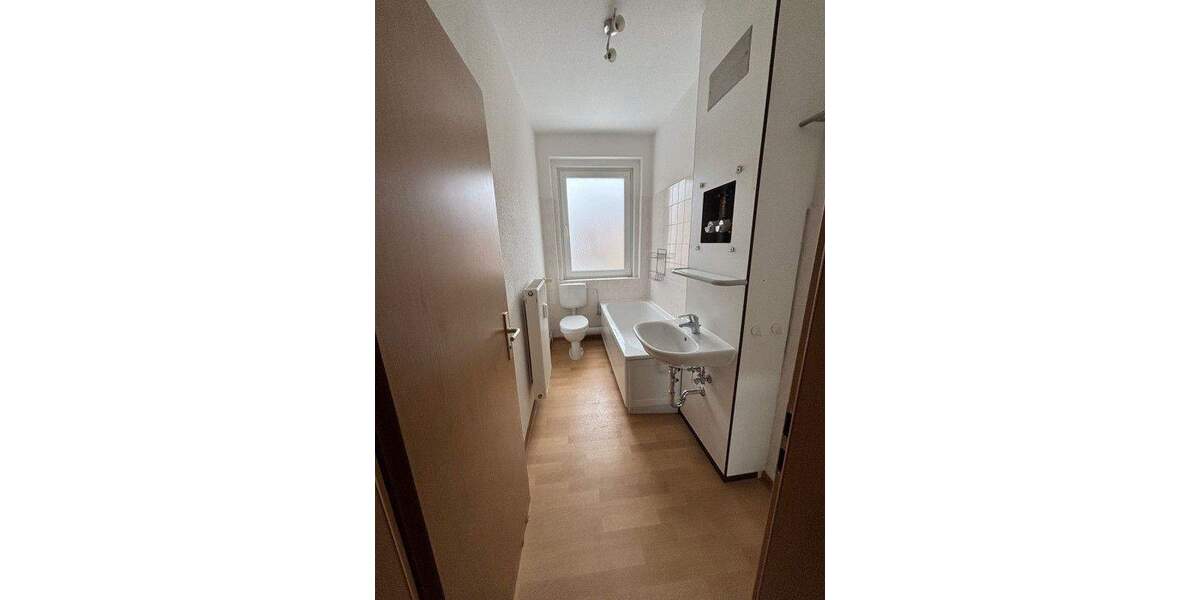 Etagenwohnung Elsteraue Profen - 3 Zimmer, 63 m&sup2;, 390&euro; | Angebot:25661143