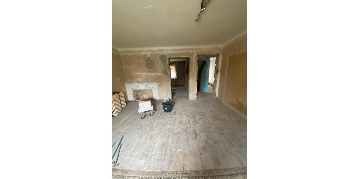 Doppelhaushälfte Teuchern - 7 Zimmer, 120 m&sup2;, 115.000&euro; | Angebot:27261997