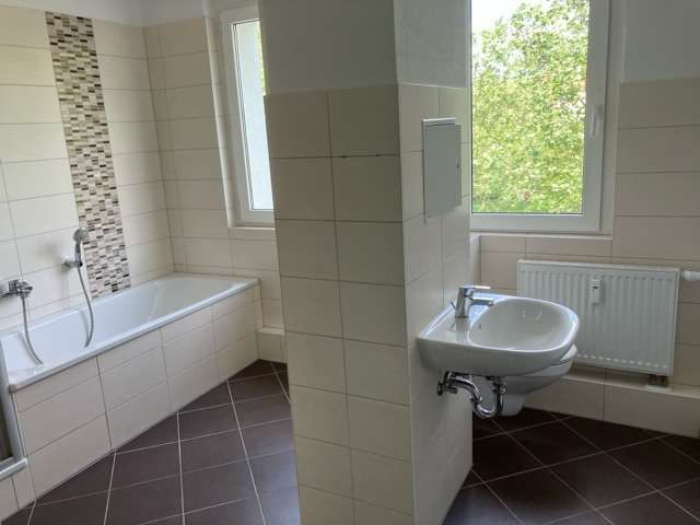 Etagenwohnung Gera Lusan - 2 Zimmer, 59 m&sup2;, 350&euro; | Angebot:26795227