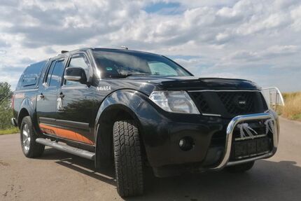 Nissan Navara 283.000 km 10.490 &euro; Linda 07580