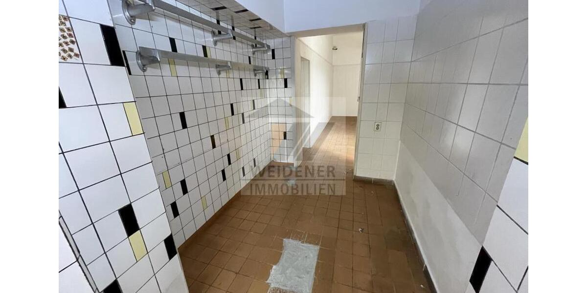 Schnäppchen! Großes Ladenlokal als Einzelhandel, Praxis oder Büro in Gera-Debschwitz zu vermieten ! zimmer