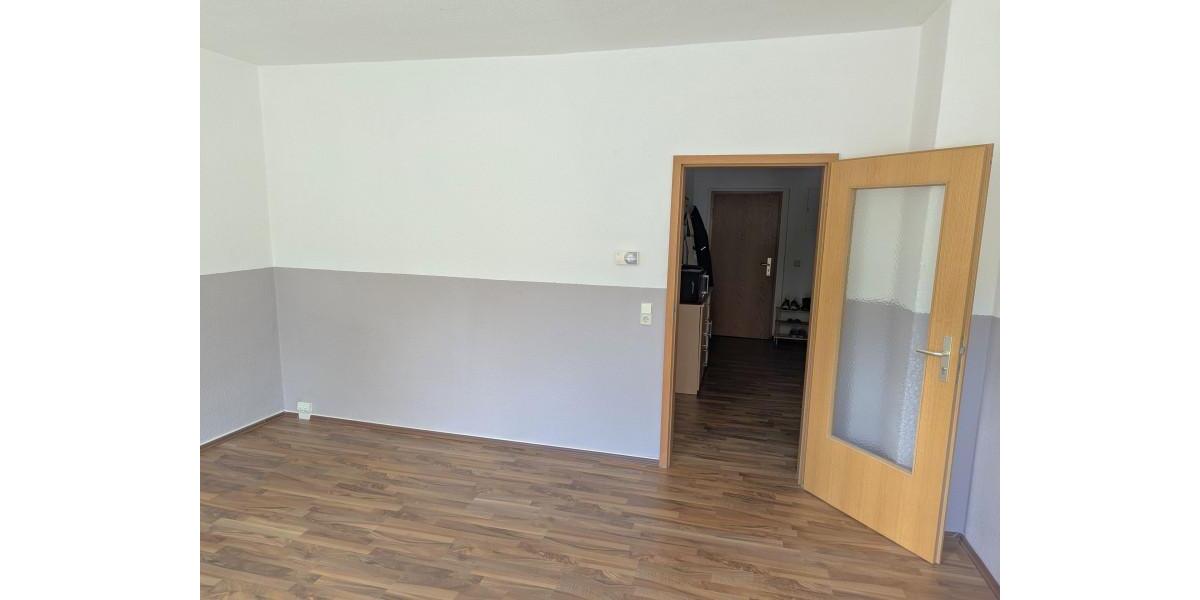 Erdgeschoßwohnung Gera - 1 Zimmer, 18 m&sup2;, 121&euro; | Angebot:26422068