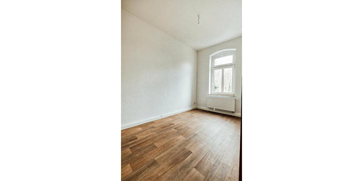 Etagenwohnung Zeitz - 4 Zimmer, 91 m&sup2;, 452&euro; | Angebot:26619863