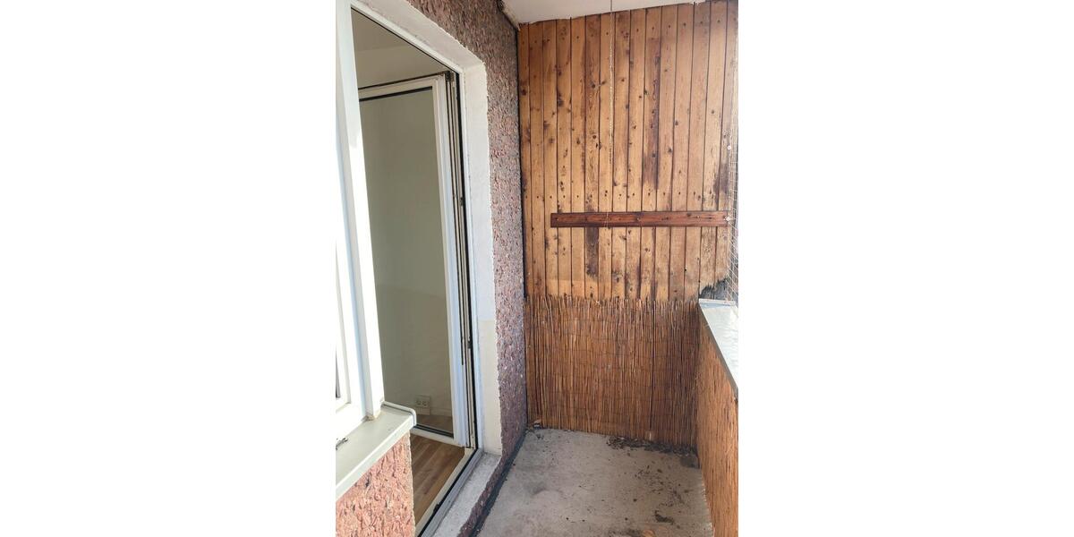 Etagenwohnung Gera - 4 Zimmer, 88 m&sup2;, 500&euro; | Angebot:24976161