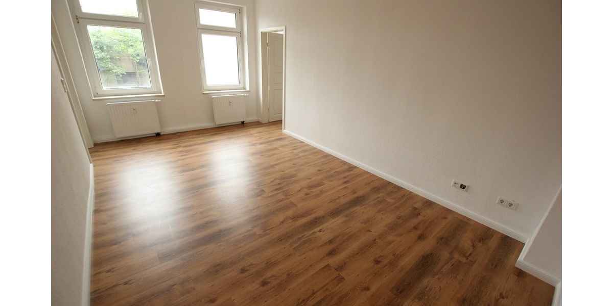 Wohnhaus im beliebten Ostviertel von Gera vermietet zeitgemäß Denkmalobjekt - Mehrfamilienhaus, Wohnhaus Gera Ostviertel | Angebot:26348939