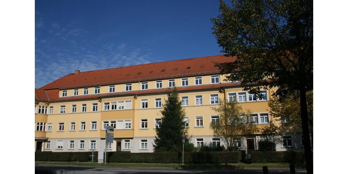 Etagenwohnung Gera Debschwitz - 4 Zimmer, 84 m&sup2;, 715&euro; | Angebot:25984851