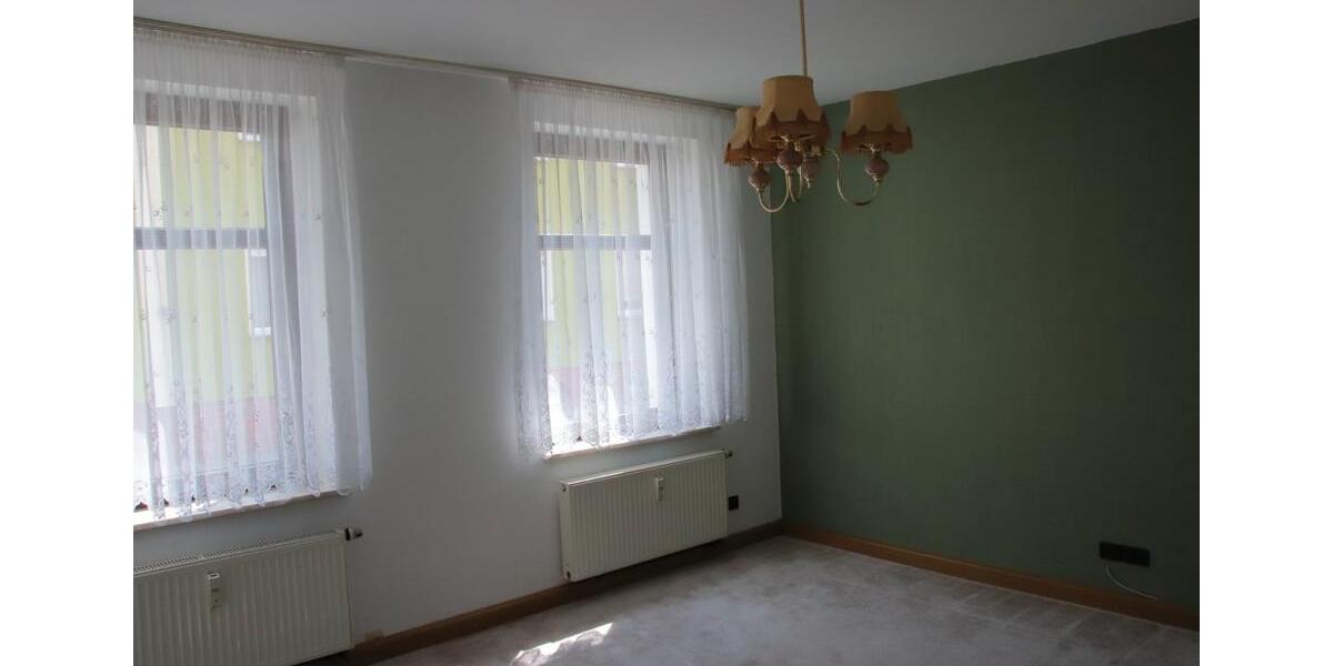 Doppelhaushälfte Crimmitschau - 12 Zimmer, 170 m&sup2;, 125.000&euro; | Angebot:26226267