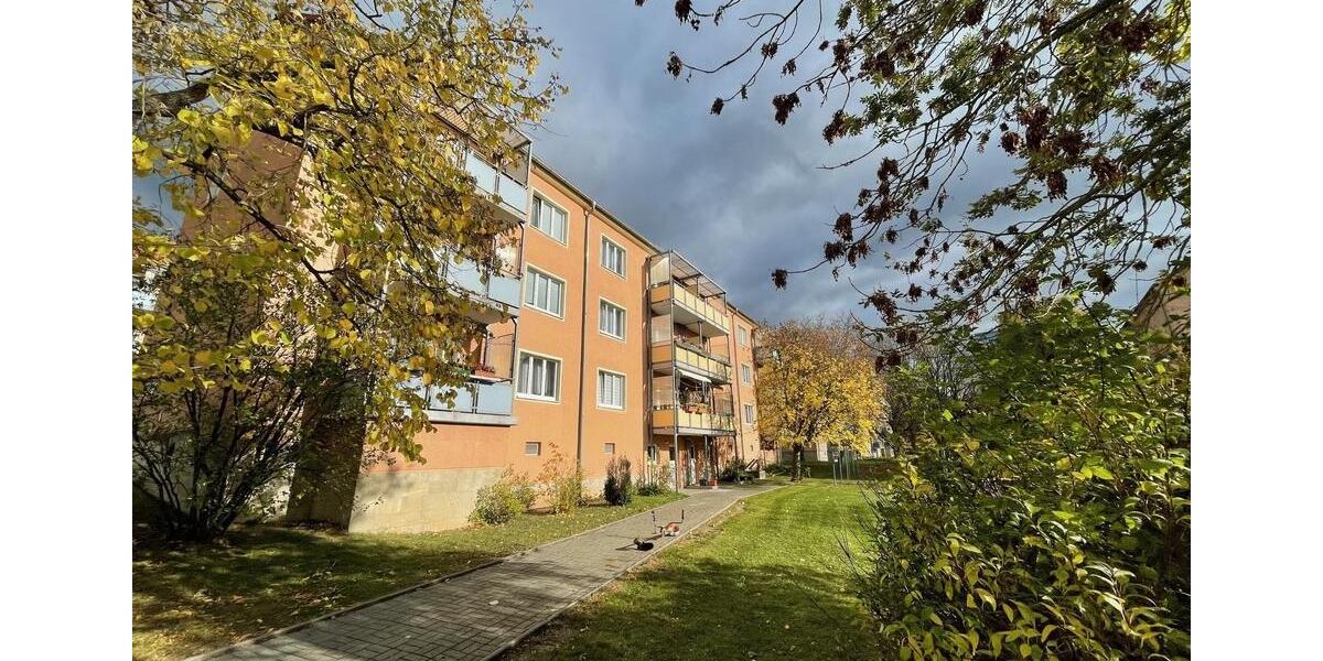 Etagenwohnung Gera Alt-Bieblach - 3 Zimmer, 64 m&sup2;, 384&euro; | Angebot:24256008