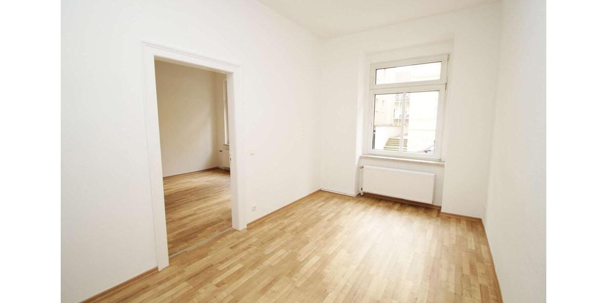 Erdgeschoßwohnung Altenburg - 5 Zimmer, 149 m&sup2;, 800&euro; | Angebot:25546653