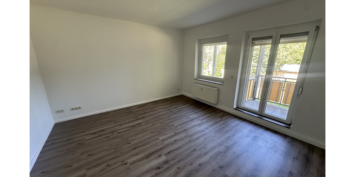 Neu sanierte 3 Zimmer Wohnung mit Balkon und Wanne in Untermhaus! - Etagenwohnung Gera Untermhaus | Angebot:27261863