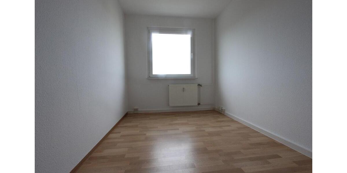 Etagenwohnung Gera Lusan - 3 Zimmer, 82 m&sup2;, 440&euro; | Angebot:26348069