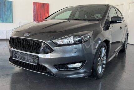 Ford Focus 186.000 km 6.980 € Zwickau 08056