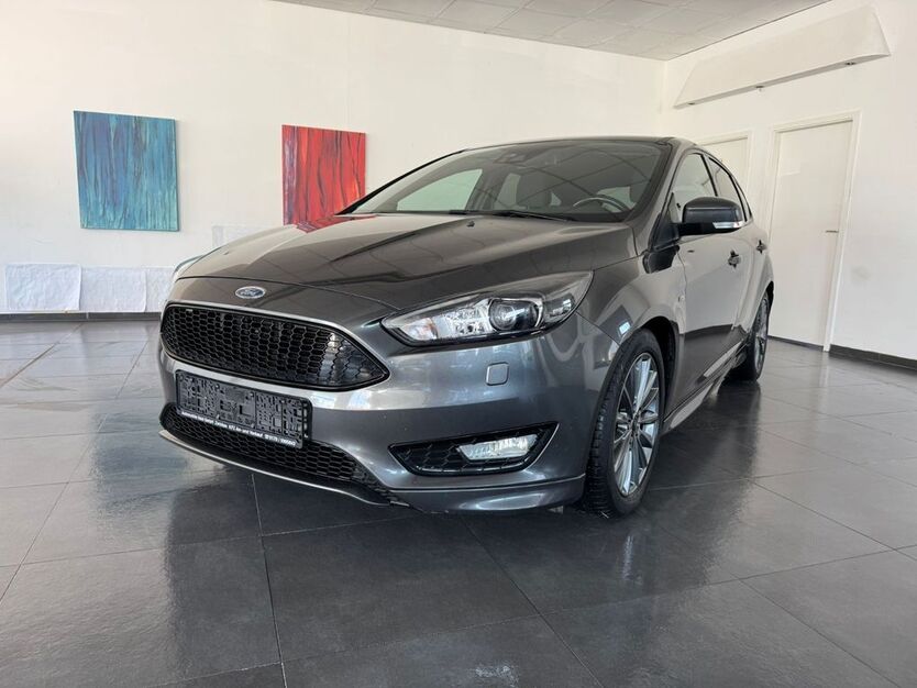 Ford Focus 186.000 km 6.980 € Zwickau 08056