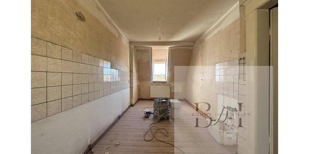 Dachgeschoßwohnung Gera Debschwitz - 3 Zimmer, 85 m&sup2;, 640&euro; | Angebot:26531426