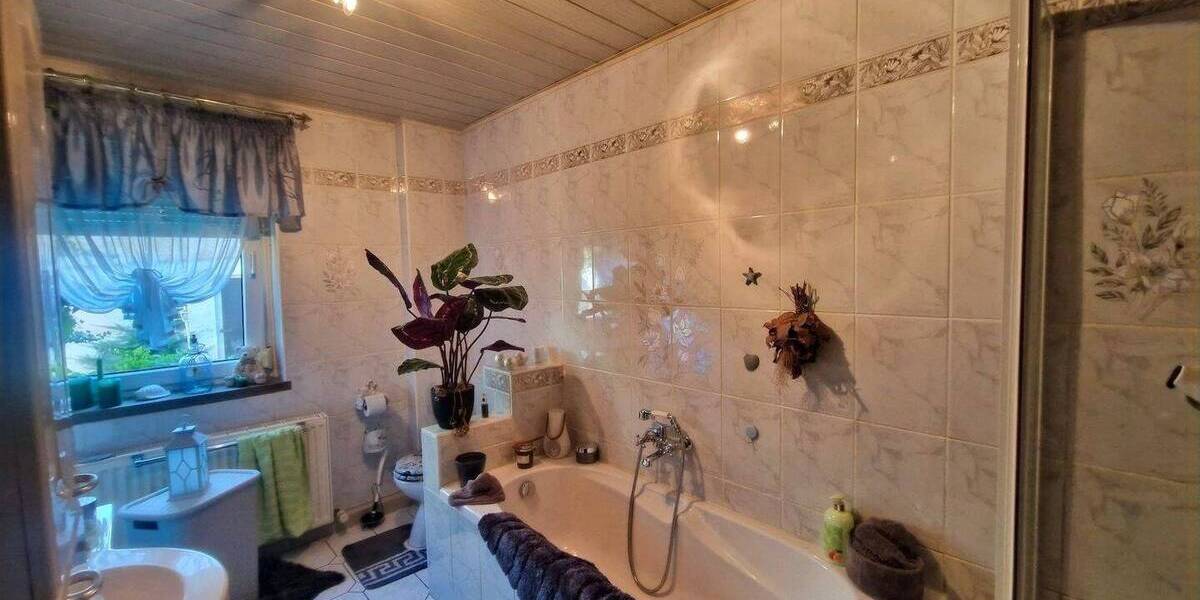 Einfamilienhaus Elsteraue Profen - 5 Zimmer, 126 m&sup2;, 145.000&euro; | Angebot:26768281