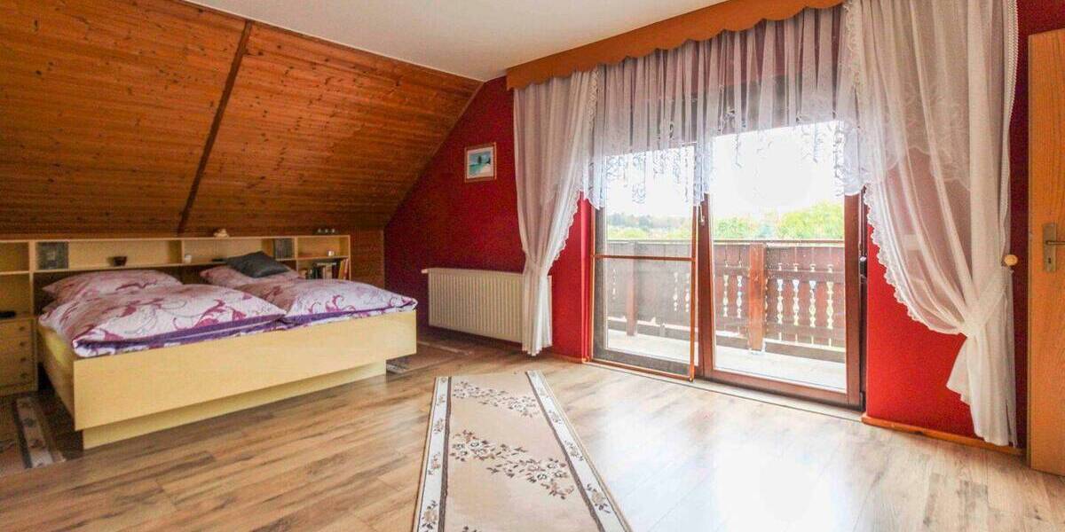 Einfamilienhaus Zeitz - 5 Zimmer, 143 m&sup2;, 299.000&euro; | Angebot:26219808