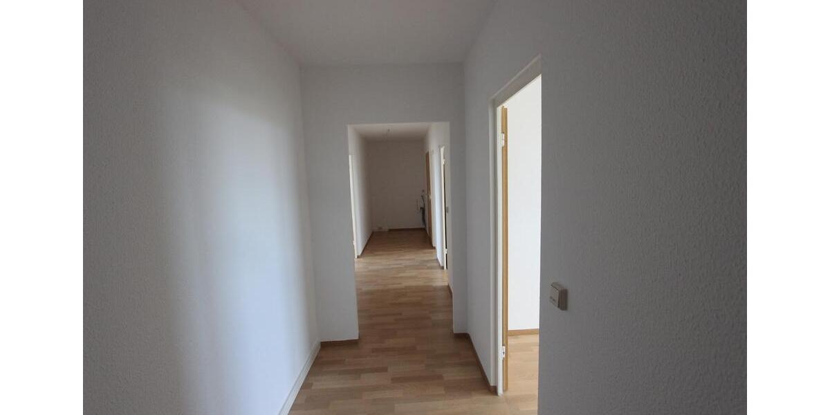 Etagenwohnung Gera Lusan - 3 Zimmer, 82 m&sup2;, 440&euro; | Angebot:26348069