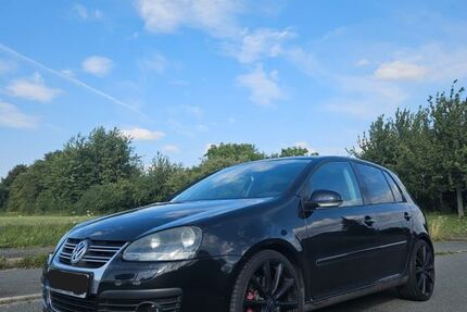 VW Golf 184.000 km 3.600 &euro; Greiz 07973