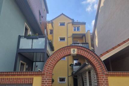 Großzügig geschnittene 3-Zimmer-Wohnung im Zentrum von Eisenberg 3 zimmer