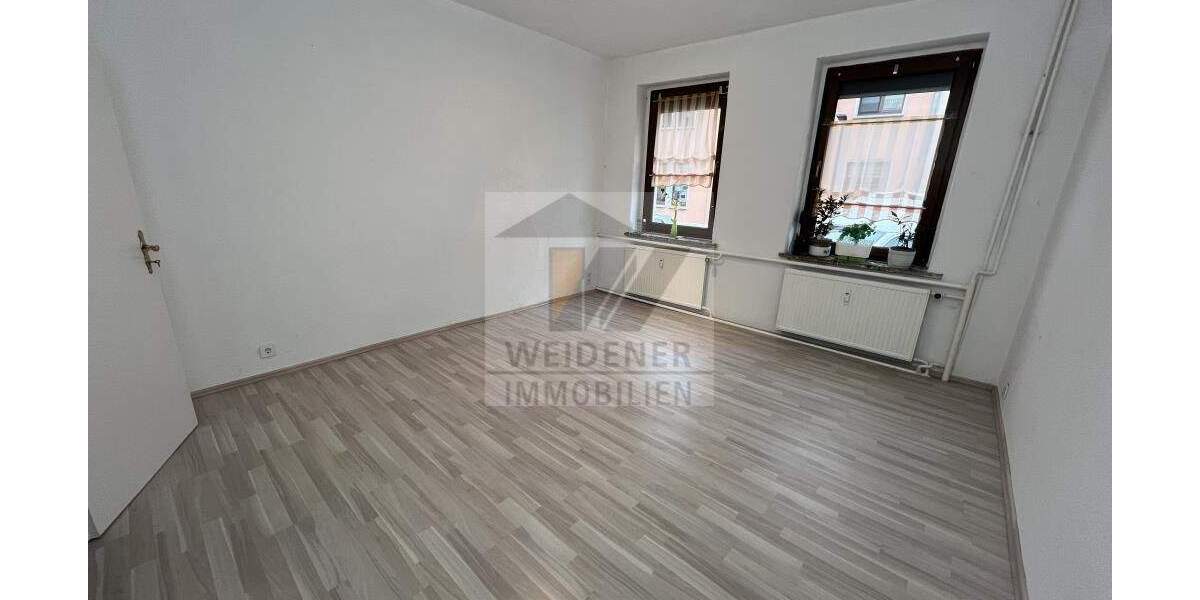 Mehrfamilienhaus mit Potential in zentraler Lage von Weida sucht Sie als neuen Besitzer! 1 zimmer