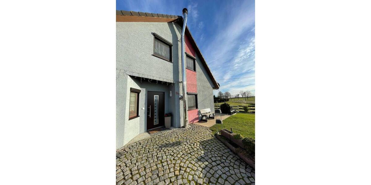 Einfamilienhaus Meerane - 4 Zimmer, 110 m&sup2;, 299.000&euro; | Angebot:26242438
