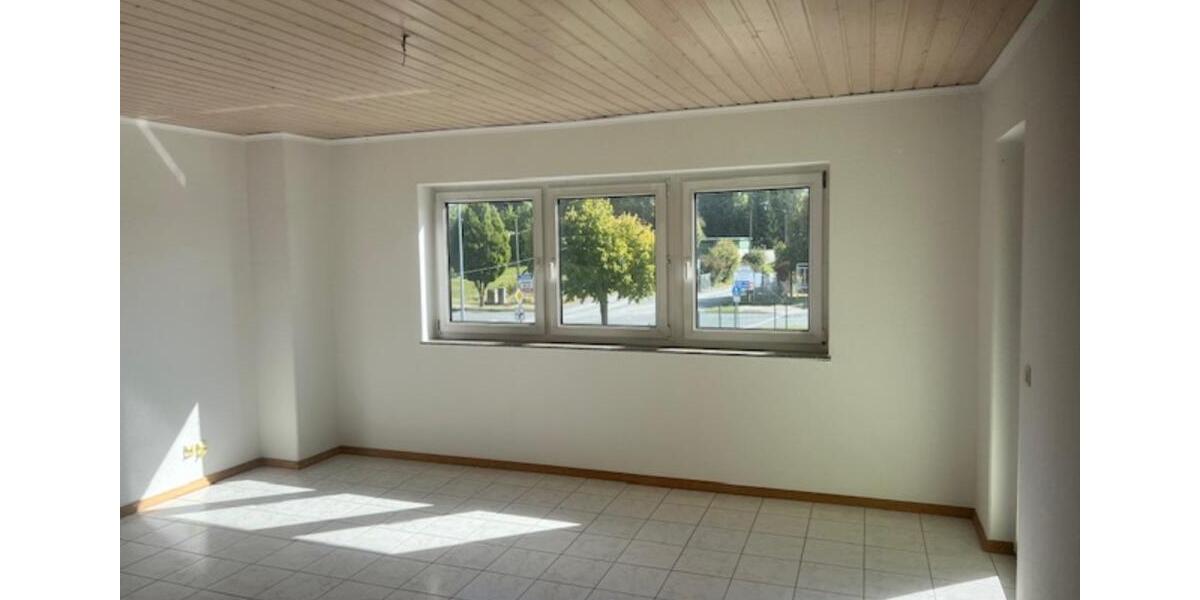 Etagenwohnung Triptis - 2 Zimmer, 56 m&sup2;, 390&euro; | Angebot:24506736