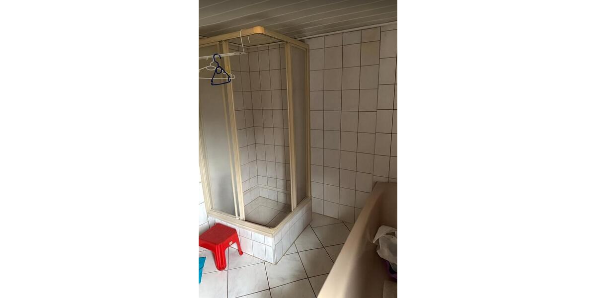 Einfamilienhaus Bad Klosterlausnitz - 5 Zimmer, 100 m&sup2;, 90.000&euro; | Angebot:26990262